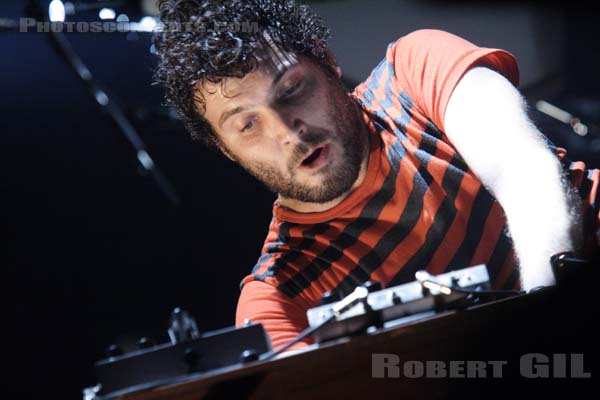 WOLFMOTHER - 2006-11-17 - PARIS - Elysee Montmartre - 